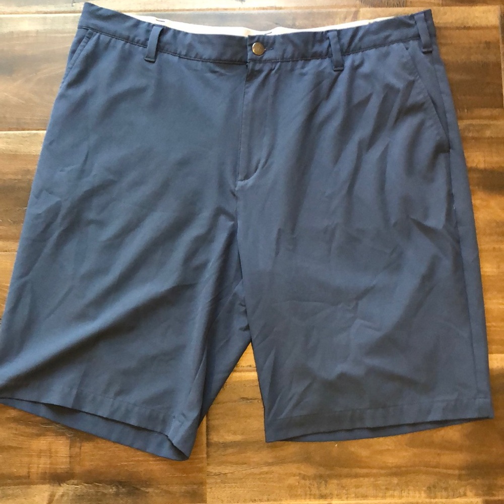 Men’s Adidas Golf Shorts. Color Blue - Size 38
